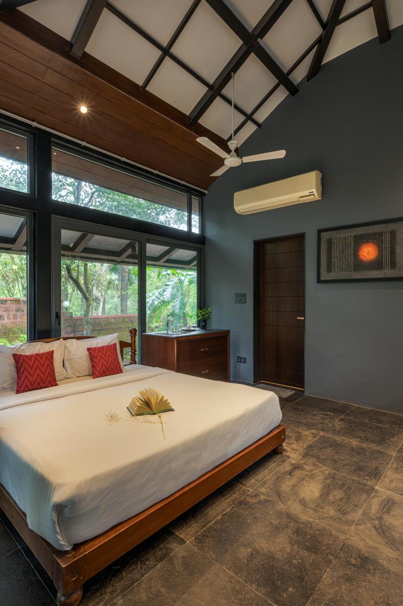 Saffronstays The Glasshouse, Panchgani - Beautiful Glass Villa For Couples ภายนอก รูปภาพ